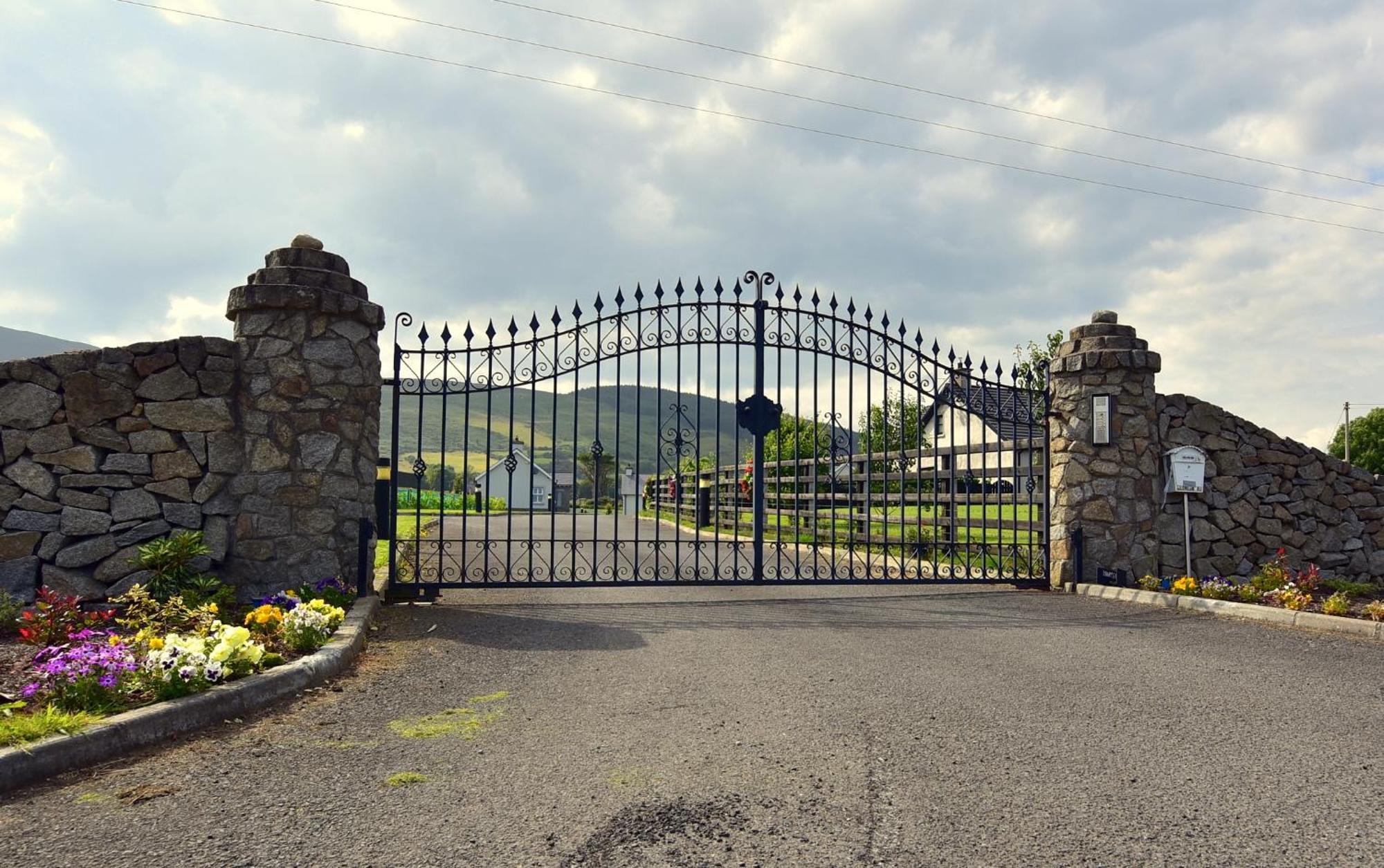 Clonlum Holiday Cottages Newry Exterior photo
